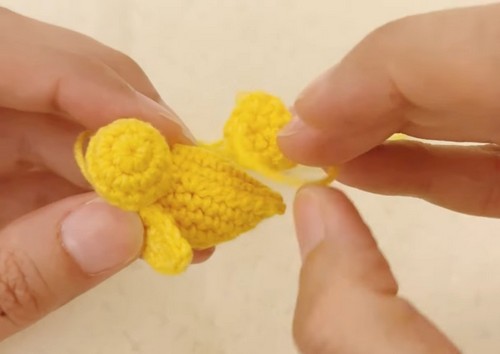 Crochet Duck Duckling Amigurumi 3
