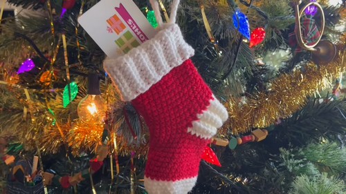 Crochet Mini Christmas Stocking Gift Card Holders Pattern 4