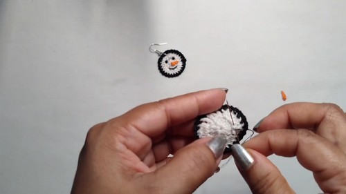 How To Snowman Earrings 3