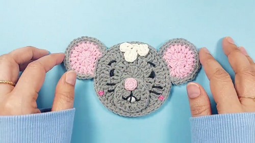 How To Crochet Mouse Granny Square 5