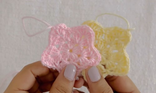 Crochet Granny Star Christmas Ornament 5