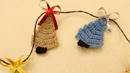 Crochet Christmas Tree Garland 5