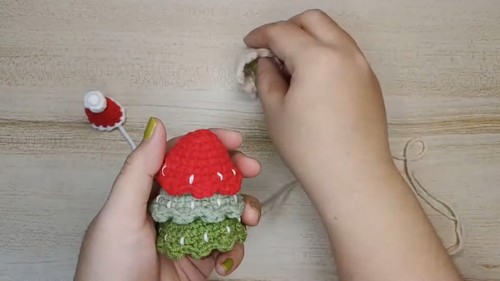 Crochet Mini Christmas Tree Keychain Pattern 2