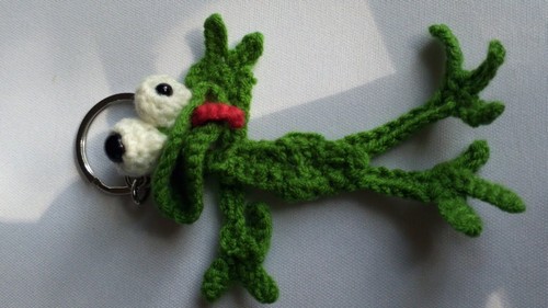 Crochet Frog Keychain 4