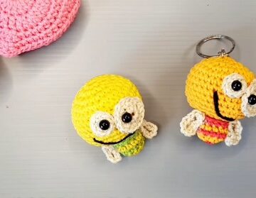 Crochet Bee Keychain 4