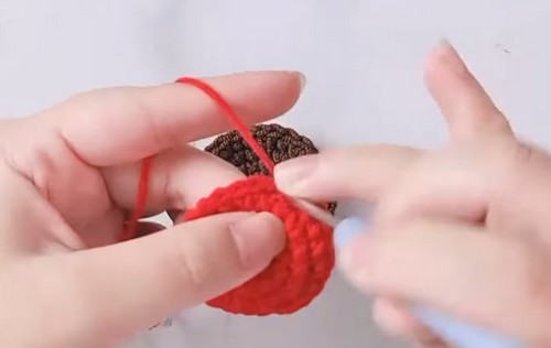 Crochet Hamburger Keychain 2