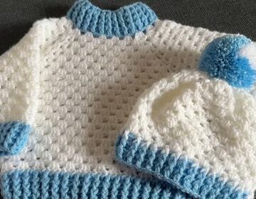 Crochet Baby Hat With Pom Pom Top 4