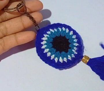 Crochet Evil Eye Keychain 4