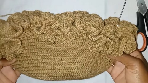 Crochet Ruffle Hat 4