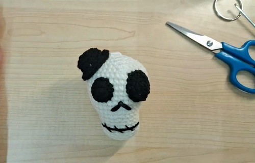 Crochet Skeleton Keychain 4
