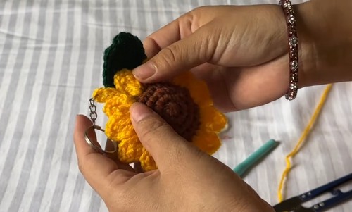 Crochet Sunflower Keychain 3