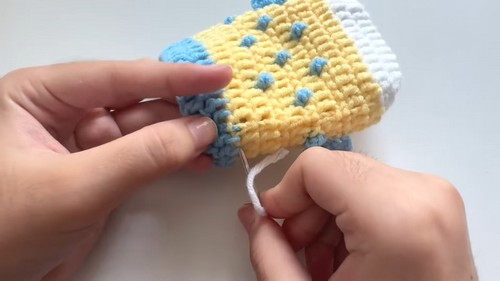 Crochet Pufferfish Pouch 3