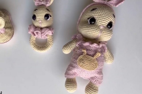 Unique Simple Crochet Bunny Doll 3