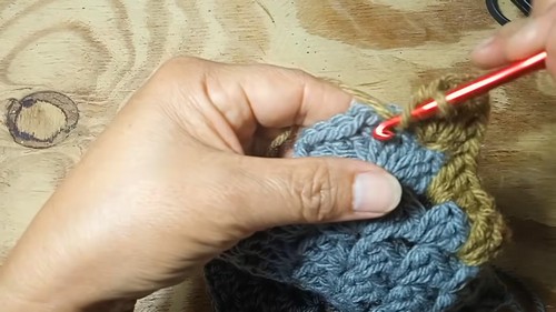 Crochet Easy Gloves 2