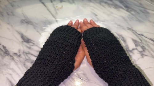 Crochet Fingerless Gloves 4