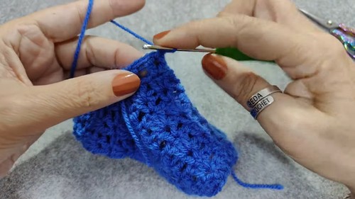 Crochet Fingerless Gloves 3