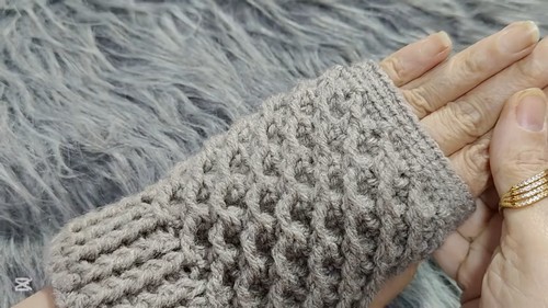 Crochet Easy Gloves 3