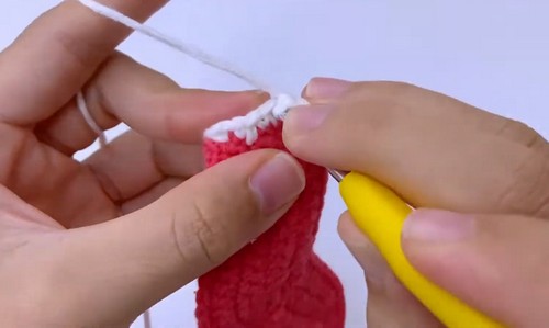Crochet Mini Stocking 2