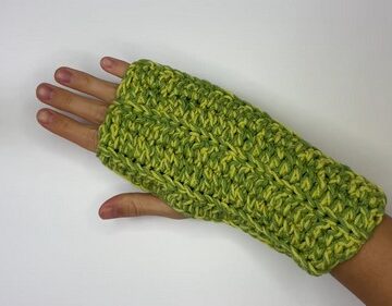 Crochet Fingerless Gloves 4