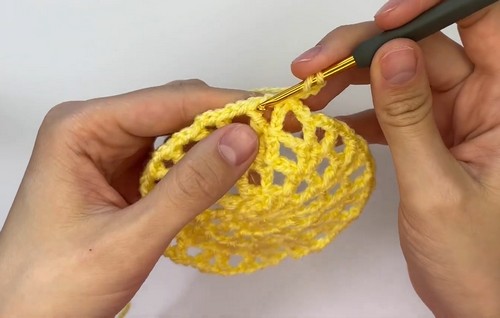 Crochet Bucket Hat 1