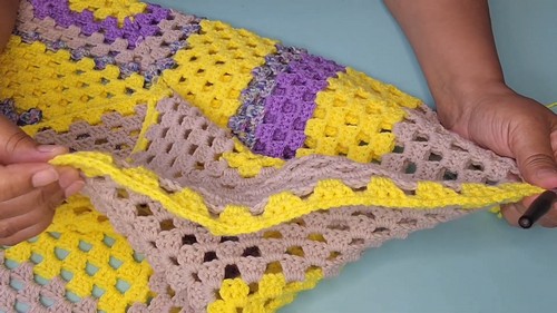 Crochet Christmas Granny Square Cardigan 2