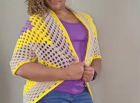 Crochet Christmas Granny Square Cardigan 4