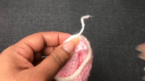 Crochet Baby Booties 3