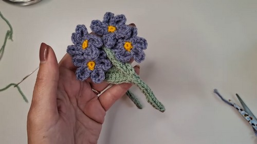 Crochet Forget-Me-Not Flowers 4