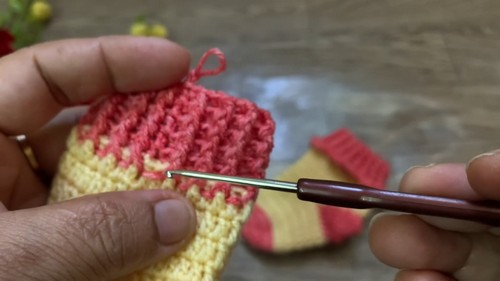 Crochet Baby Socks 2