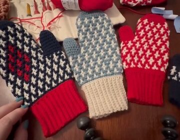 Crochet Ruby Mittens 4