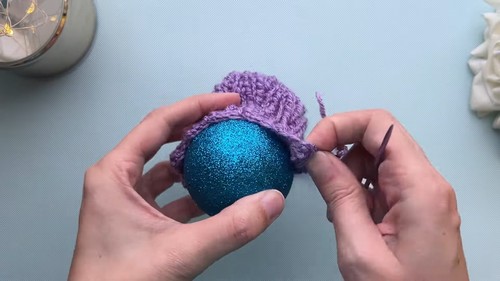 Crochet Brioche Ornament 2