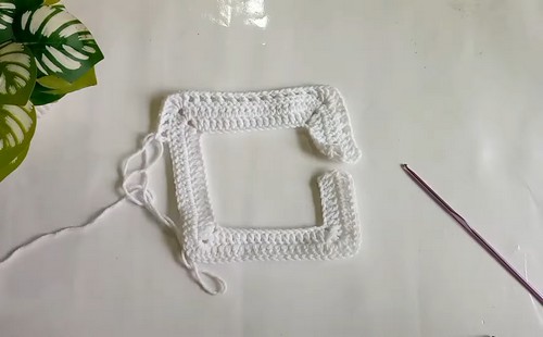 Crochet Baby Dress 1