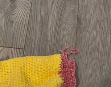 EASY Crochet Colour Block Sweater 31-41 screenshot