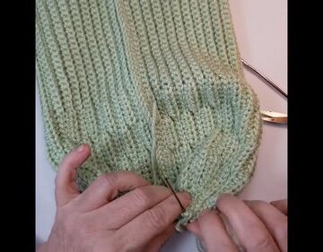 Crochet Honeycomb Beanie Pattern 4