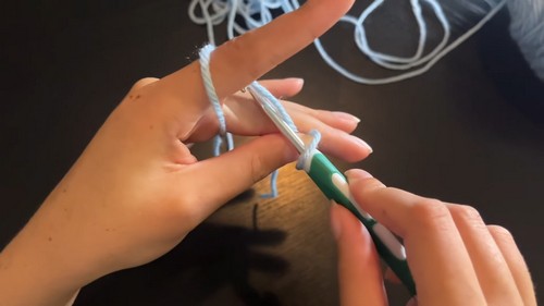 How to Make Crochet Ruffle Socks - Beginner Friendly Tutorial! 2-54 screenshot