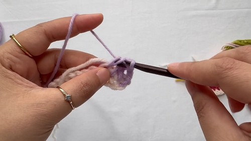 PUFF RIPPLE CROCHET SWEATER _ CROCHET BY BEV 8-10 screenshot