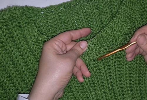 Crochet V Neck Sweater Free EASY Pattern 3