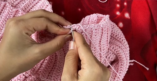 Off shoulder crochet 3