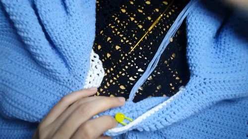 Puff Sleeve Top Free 3