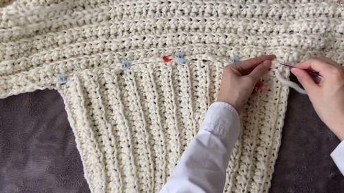 Crochet Top Down Winged Star Shawl 2