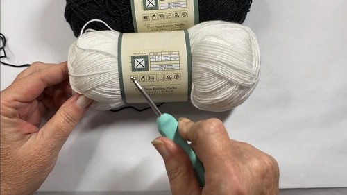 How To Crochet Checkered Vest 4