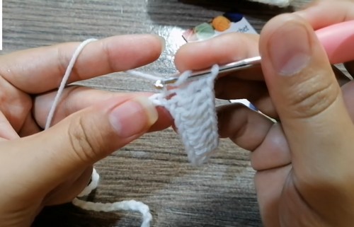 How To crochet Collar With Shell And Mesh design Free Easy Pattern 1