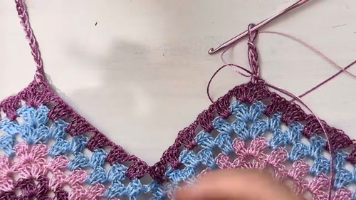 How To make crochet Triangle Crop Top Free EASY Pattern 1