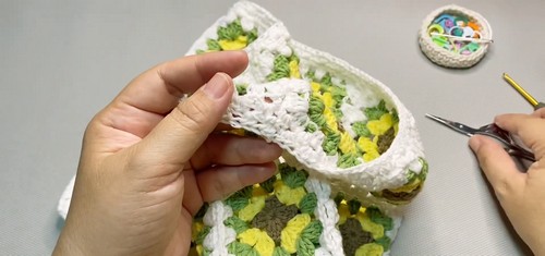 How To Crochet Top Granny Square Crop Top Free Easy Pattern 3