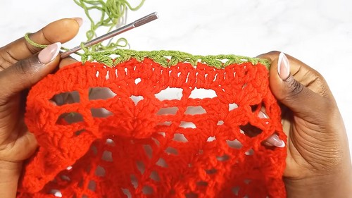 HOW TO Crochet Valentines Day Top easy free pattern 3