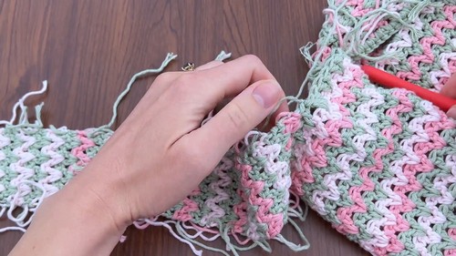 How To crochet Mesh v stitch Crop Top Free Easy Patterns 3