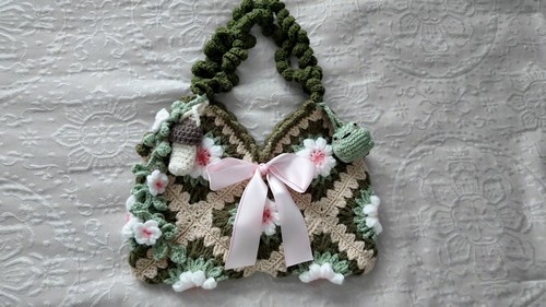 Crochet Flower Shoulder Bag Free EASY Pattern 4